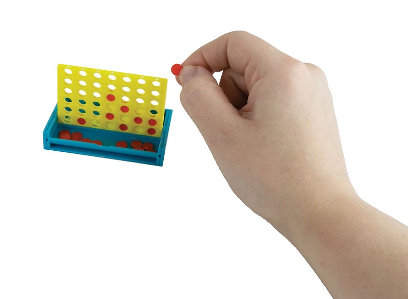World's Smallest Games on the go- Connect 4