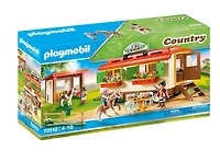 Box de poneys et roulotte