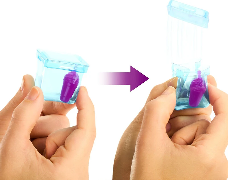 Barbie Pop Reveal Poupée série Fruit, thème limonade à la fraise avec 8 surprises dont 1 animal de compagnie et des accessoires, slime, parfum et changement de couleur