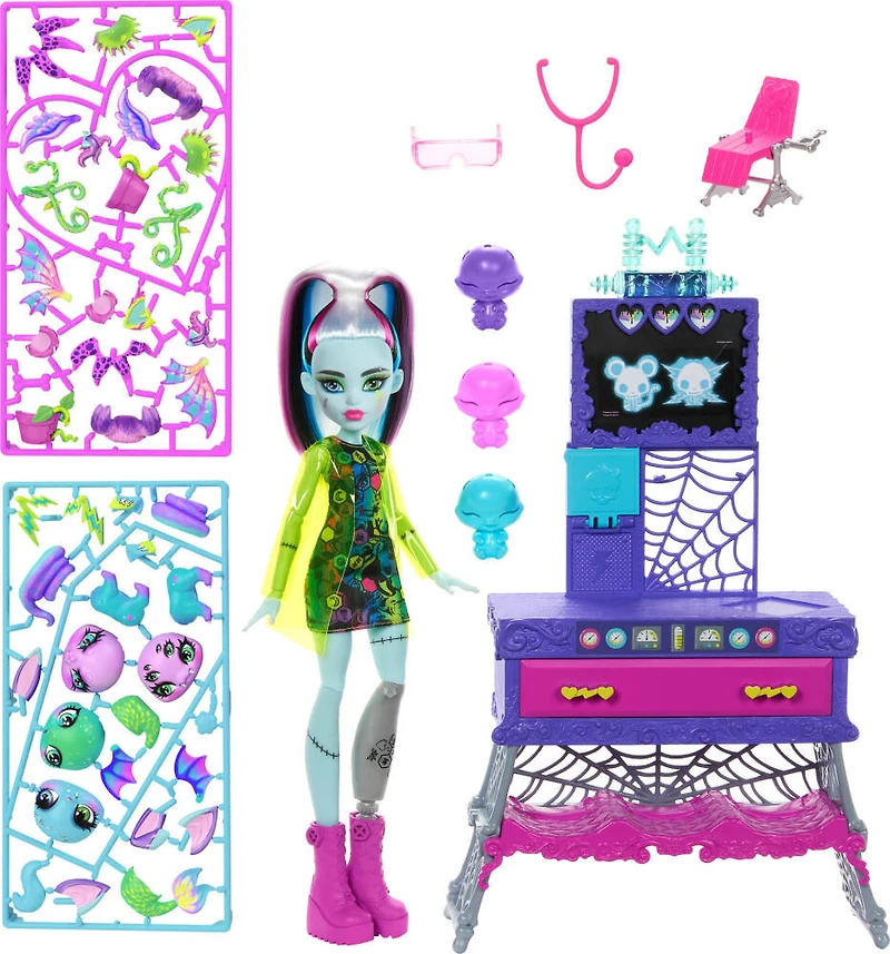 Monster High Frankie Stein Make-A-Monster Pet Doll Playset, 30+ Accessories for Countless Pet Combos