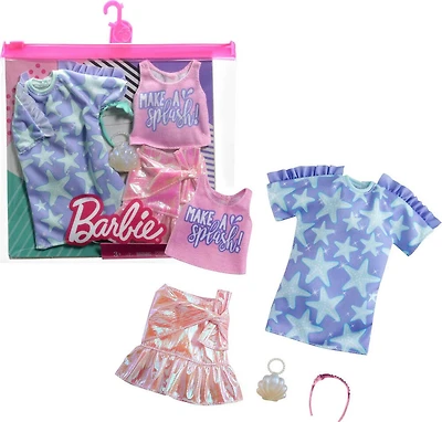 ​Coffret Tenues Barbie avec 2 tenues pour la poupée Barbie, comprend robe à imprimé étoiles, jupe irisée rose, débardeur à graphique et 2 accessoires, cadeau pour les enfants de 3 à 8 ans