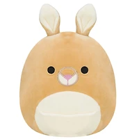Squishmallow 19 cm - Quinn le kangourou pêche