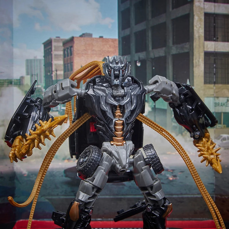 Transformers Studio Series 30 Deluxe Class Transformers: Dark of the Moon Crankcase Action Figure