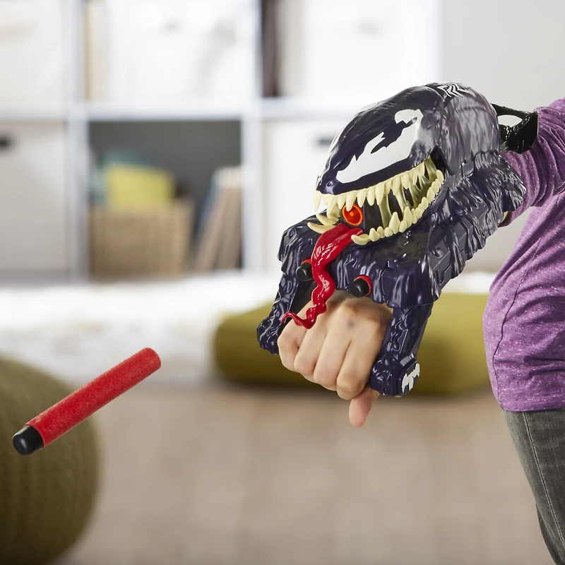 Marvel Spider-Man VenomVersus Marvel's Venom Strike Blaster, Nerf Spider-Man Roleplay Toy