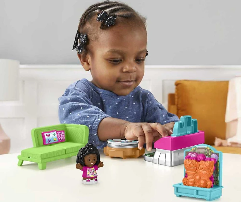 Fisher-Price Little People Barbie Fête du patio musicale, 7élém.