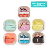 MGA's Miniverse Make It Mini Sneakers Blind Box - 1 par commande, la couleur peut varier (Chacun vendu séparément, sélectionné au hasard)