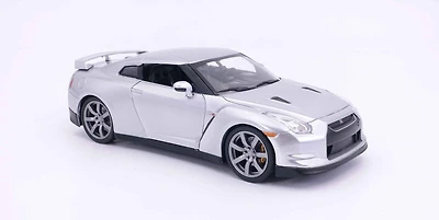 Fast & Furious 1:24 2009 Nissan GT-R
