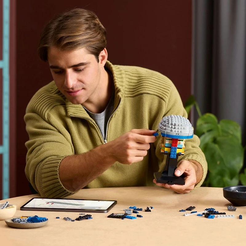 LEGO Star Wars Le casque de Jango Fett , Ensemble de modèle à construire pour adultes 75408