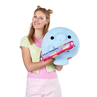 Snackles Série 2 : Snackle de 36 cm (14 po) Douglas par ZURU