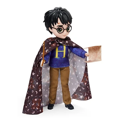 Wizarding World Harry Potter, Harry Potter Gift Set avec poupée de 20,3 cm, cape d'invisibilité et 5 accessoires