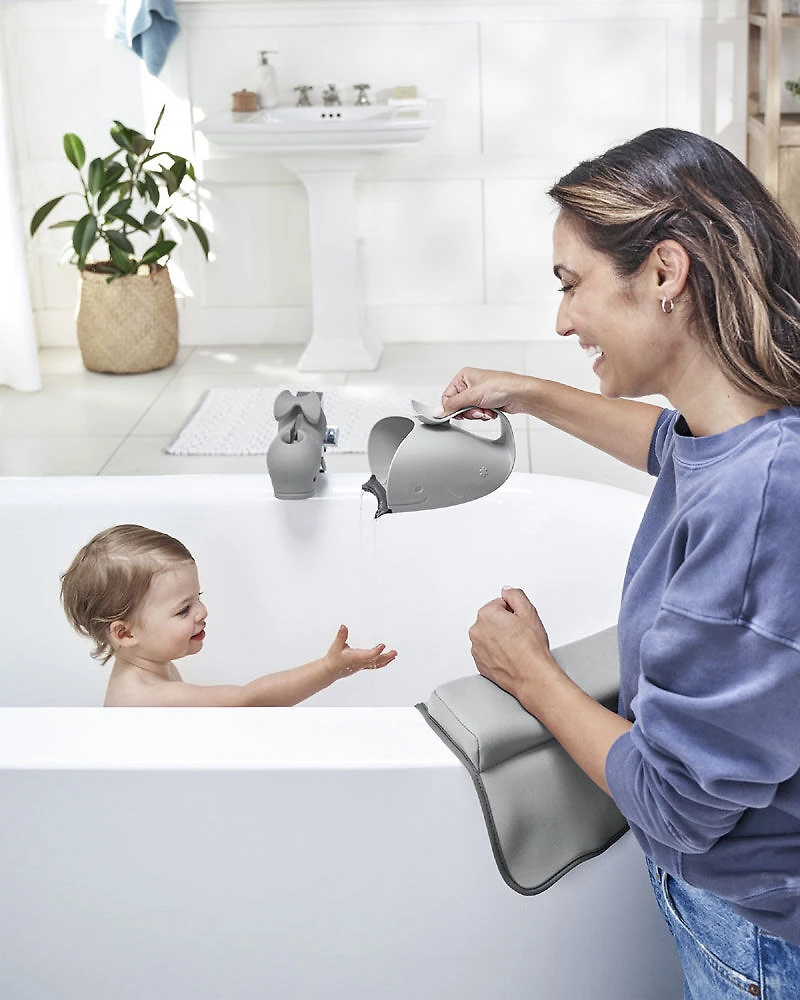 Trousse d'essentiels pour le bain Moby de Skip Hop - Gris.