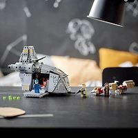 LEGO Star Wars Embuscade sur Ferrix 75338, Ensemble de construction (679 pièces)