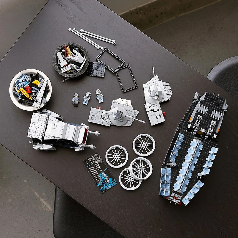 LEGO Star Wars TB-TT 75313 Ensemble de construction à collectionner (6 785 pièces)
