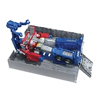 Transformers Kingdom - WFC-K11 Optimus Prime Leader