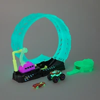 Hot Wheels Monster Trucks Glow-in-the Dark Epic Loop Challenge Playset - R Exclusive