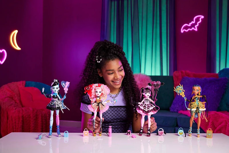 Monster High-Draculaura Anniversaire Monstrueusement Mémorable-poupée