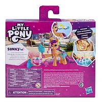 My Little Pony : Marquons les esprits, Sunny Starscout Magie des marques de beauté, poney de 7,5 cm avec accessoires surprises