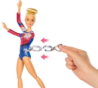 Coffret de jeu Barbie Gymnaste avec poupée, poutre d'équilibre et plus de 15 accessoires
