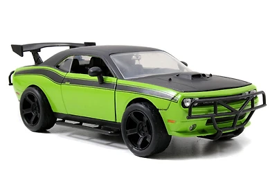 Fast & Furious - 1:24 Die-cast Vehicle - 2008 Dodge Challenger Off Road