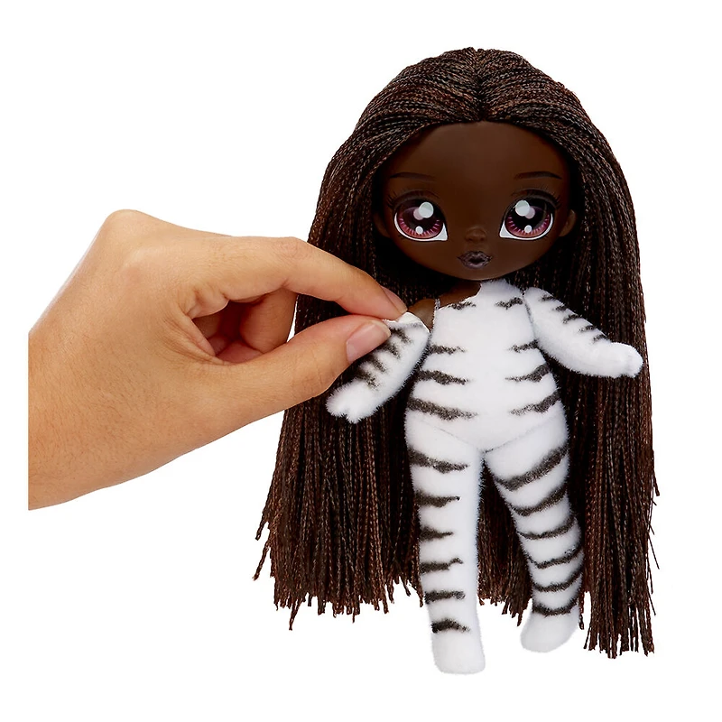 Na Na Na Fuzzy Surprise série 1 Zara Zebra - Poupée-mannequin articulée de 7 po (18 cm)