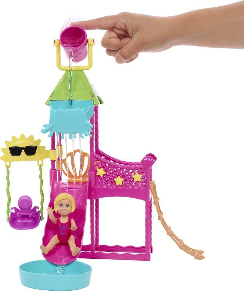 Barbie Skipper Premiers Jobs Coffret Parc Aquatique, avec toboggan