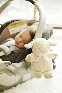 Cloud B - Sleep Sheep On The Go Portable Plush Sound Machine
