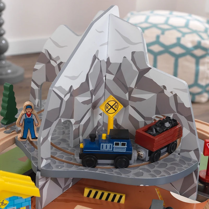 KidKraft Rocky Mountain Train Set and Table - R Exclusive