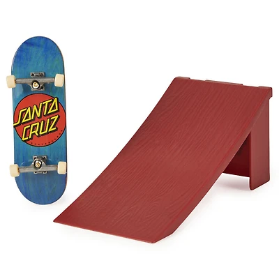 Tech Deck, Street Hits, Santa Cruz Skateboards Fingerboard with Kicker Ramp