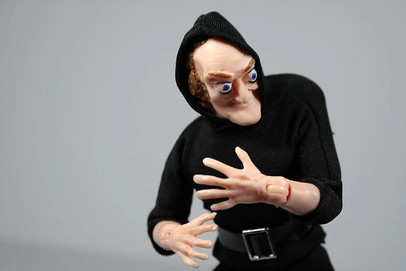 Mego Figurines Superheroes - Young Frankenstein - Igor - English Edition