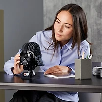 LEGO Star Wars TM Le casque de Darth Vader 75304 (834 pièces)