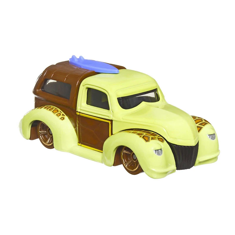 Hot Wheels Disney 100 Finding Nemo Crush Character Car, 1:64 Scale