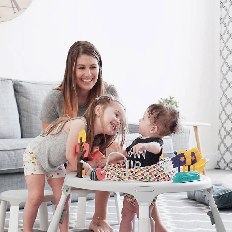 Oribel-Wonderland Activity Center+Chairs