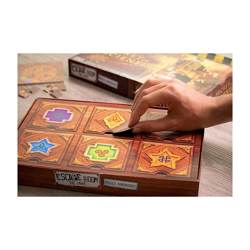 Escape Room The Game, Puzzle Adventures: Secret of The Scientist Jigsaw Puzzle and Escape Room Board Game -Édition anglaise