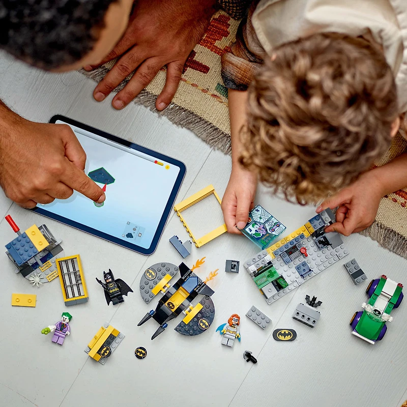 LEGO DC Batman: The Batcave with Batman, Batgirl & The Joker, 76272