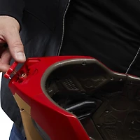 Marvel Legends Series, casque électronique premium Iron Man avec effets lumineux, Avengers: Endgame, jouet de cosplay pour adultes