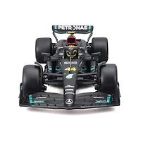 Bburago Formula 1 - 1:24 Model Kit - Styles May Vary