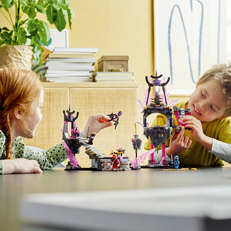 LEGO NINJAGO Le temple du roi Cristal71771 Ensemble de construction (703 pièces)