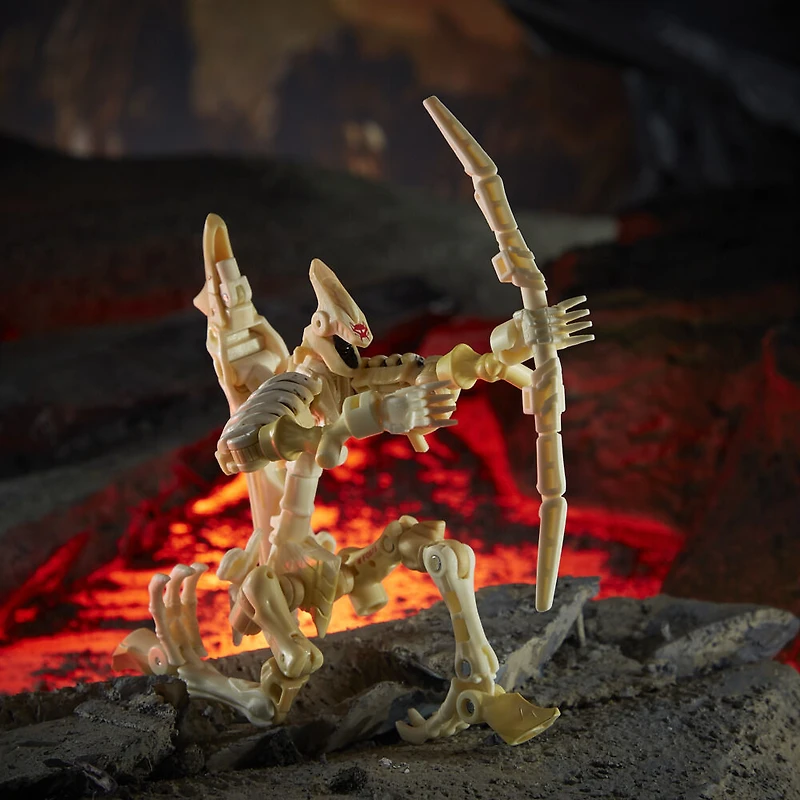 Transformers Generations War for Cybertron: Kingdom, figurine WFC-K25 Wingfinger Fossilizer classe Deluxe