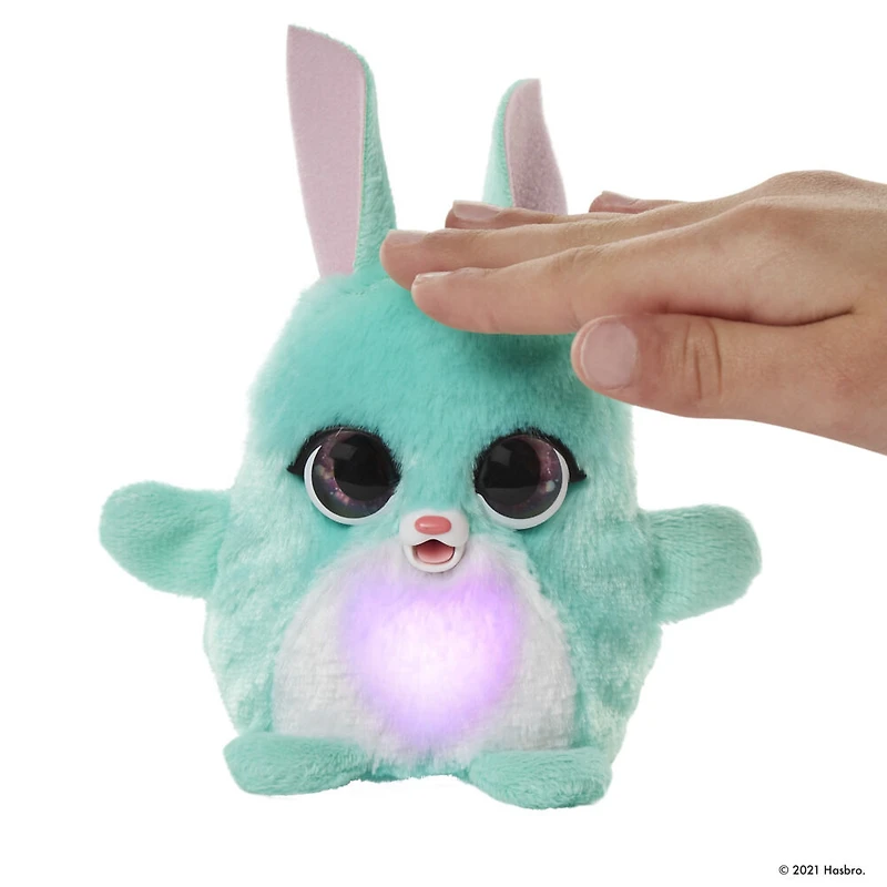 furReal Fuzzalots, lapin animatronique interactif changeant de couleur