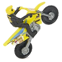 Supercross, Authentic Adam Enticknap 1:24 Scale Die-Cast Motorcycle with Rider Figure