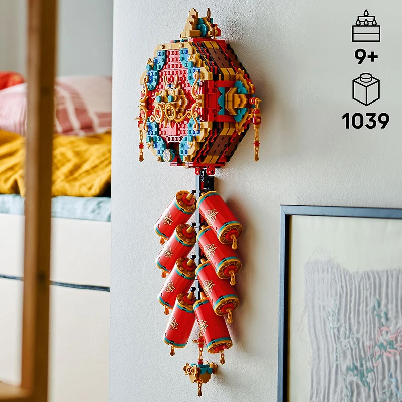 LEGO Festival du Printemps Le Pétard de la Chance, Jouet de Construction, Art Mural pour les Enfants de 9 Ans et Plus 80118