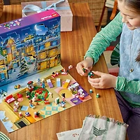 LEGO Friends Advent Calendar 2025, Christmas Building Set for Kids, 5 Minidolls, 5 Animals 42668