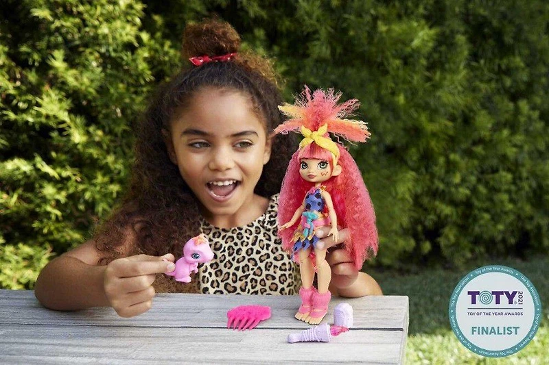 ​Club des Cavernes - Poupée Emberly