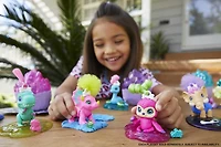 Club Des Cavernes - Cristaux Avec Bébé Dinosaure - les motifs peuvent varier