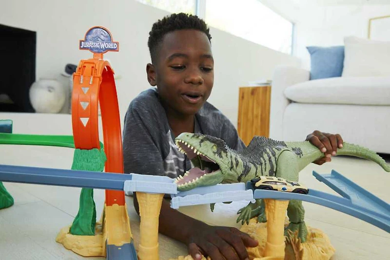 Coffret piste Confrontations et collisions Jurassic World: Dominion Hot Wheels, avec 1 véhicule Hot Wheels