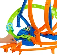 Hot Wheels Track Set with 5 Crash Zones, Motorized Booster and 1 Hot Wheels Car
