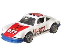 Hot Wheels '71 Porsche 911 Vehicle
