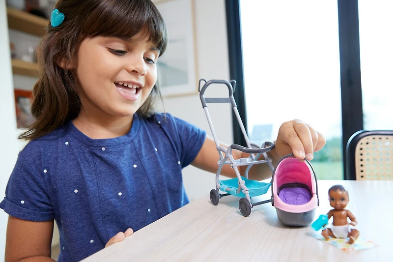 Barbie - Babysitters Inc. - Skipper - Poupée et coffret de jeu