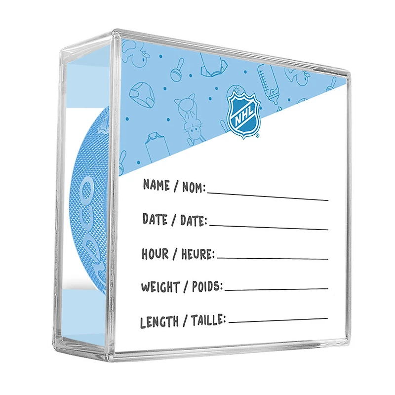 Logo du nouveau fan des Montreal Canadiens de la LNH sur une rondelle bleue dans un cube