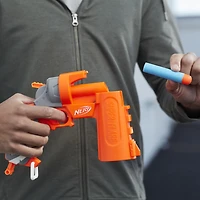 Nerf Fortnite, blaster à fléchette Flare, s'ouvre pour charger